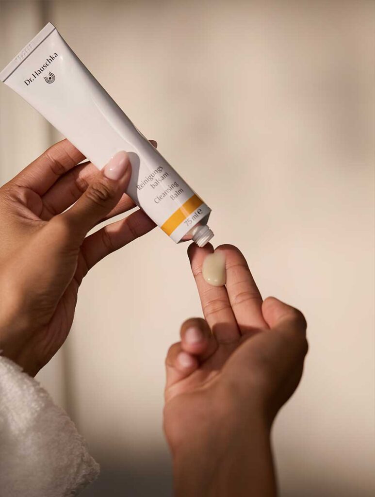 Dr. Hauschka Naturkosmetik - Reinigungsbalsam